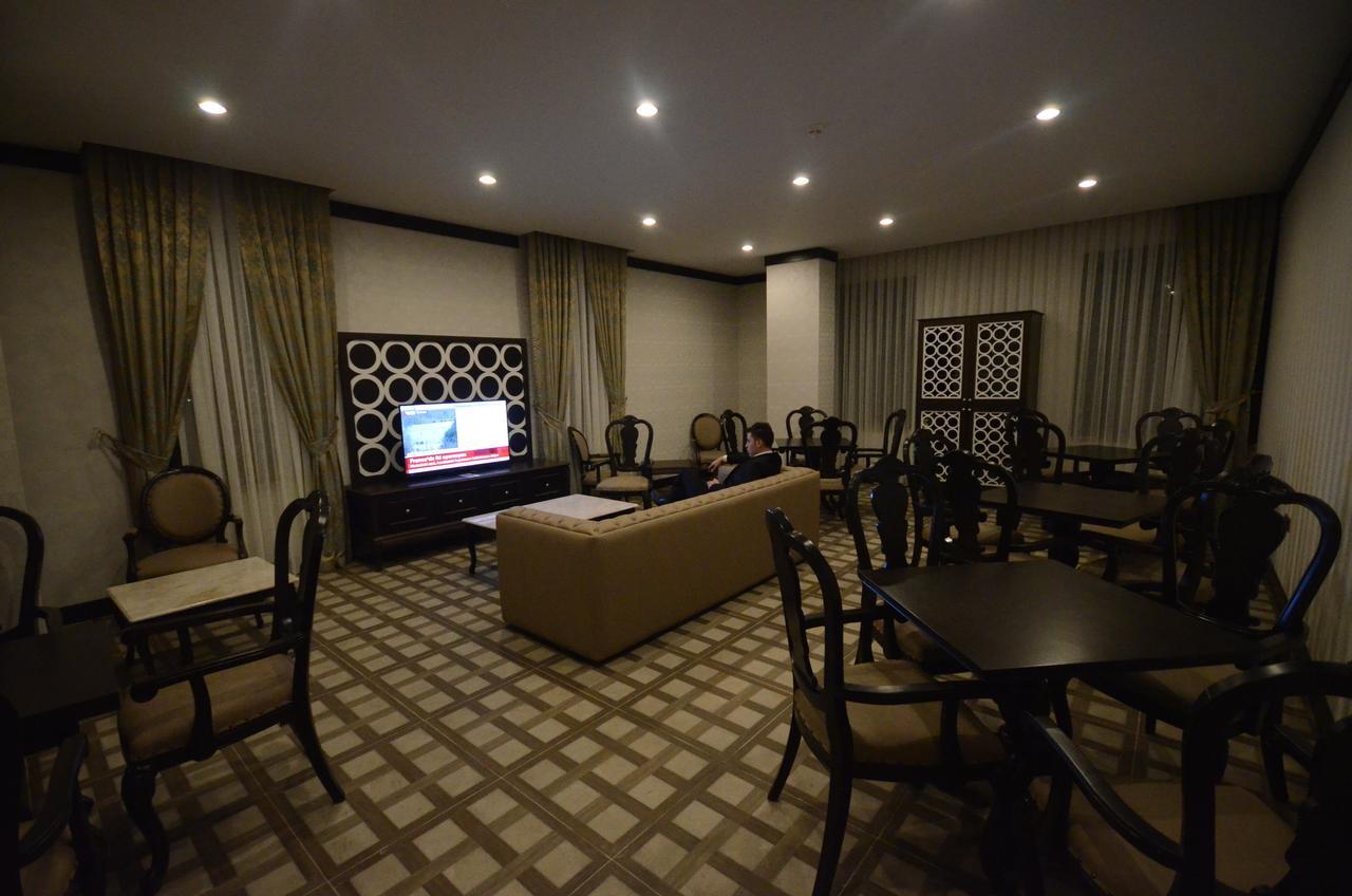 White Park Hotel Сарыкамыш Экстерьер фото