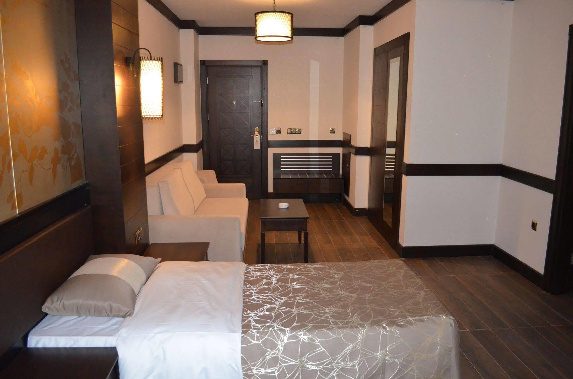 White Park Hotel Сарыкамыш Экстерьер фото